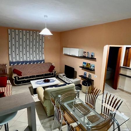 Bellas Apartment ซารานเดอ ภายนอก รูปภาพ